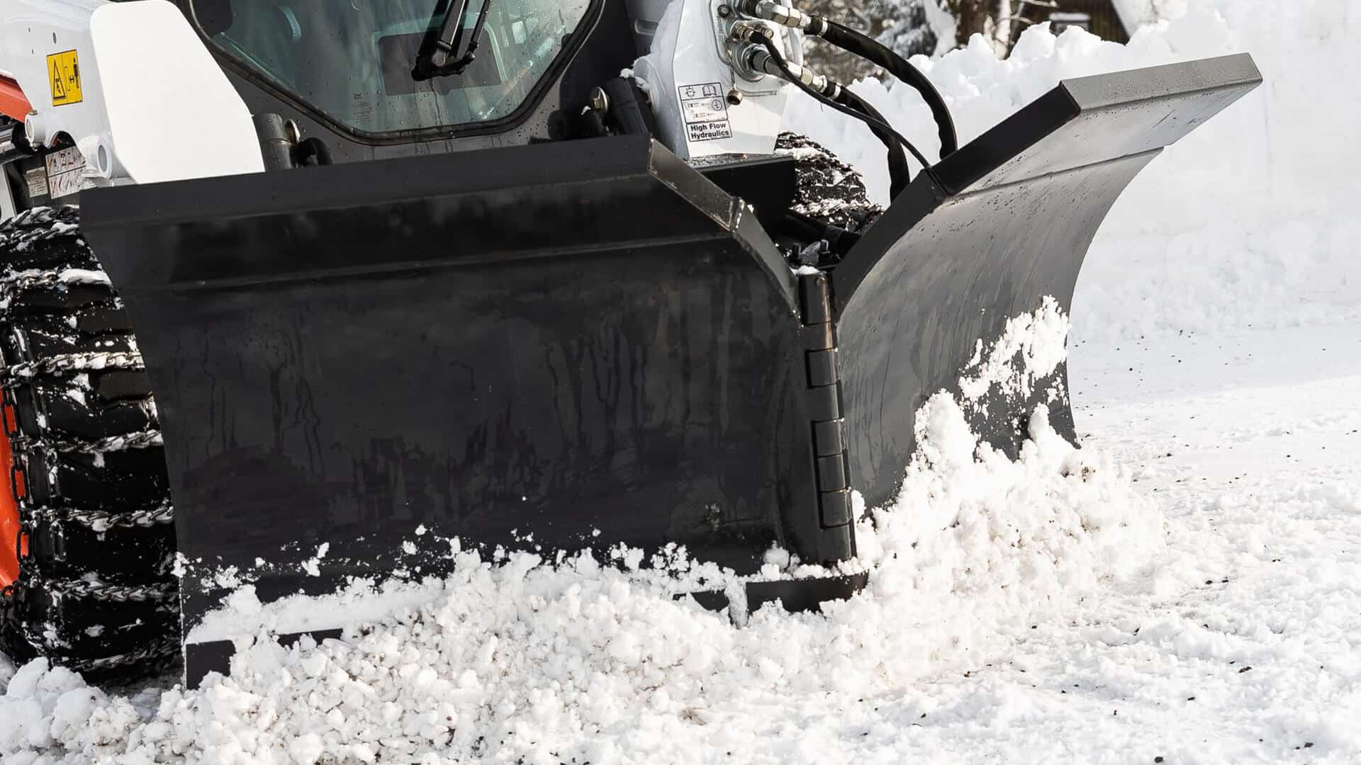 Snow V-blade, Small Articulated Loaders